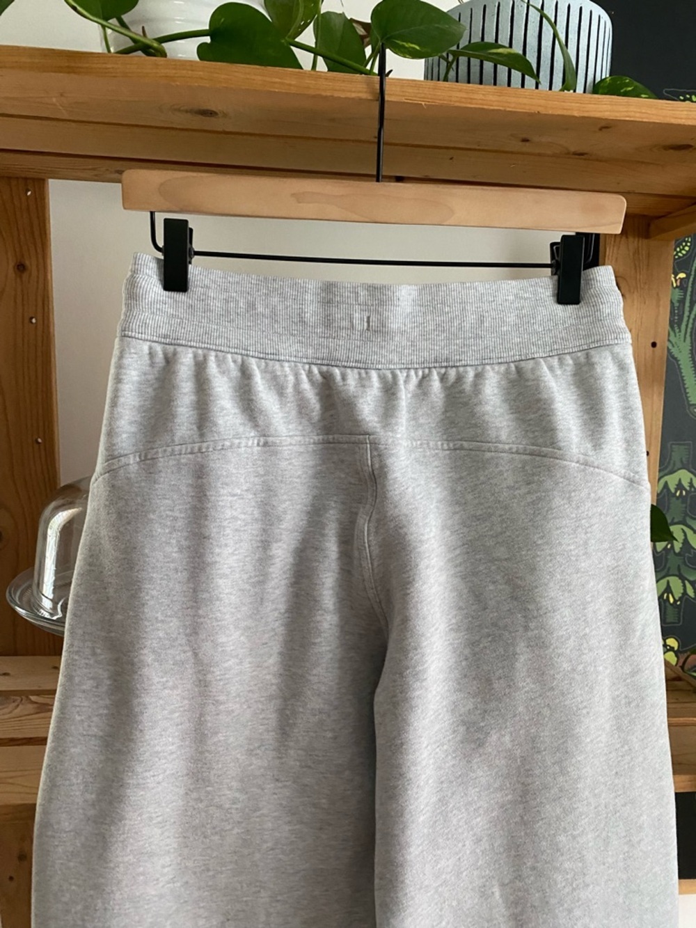 Lululemon Scuba Mid Rise Wide Leg Pant Gray Small - Picture 10 of 16